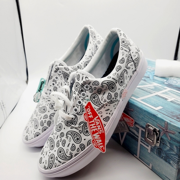 Vans Other - Vans Paisley True White Comfycush Era